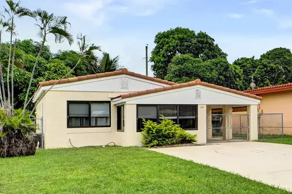 1532 NE 173rd Street, North Miami Beach, FL 33162