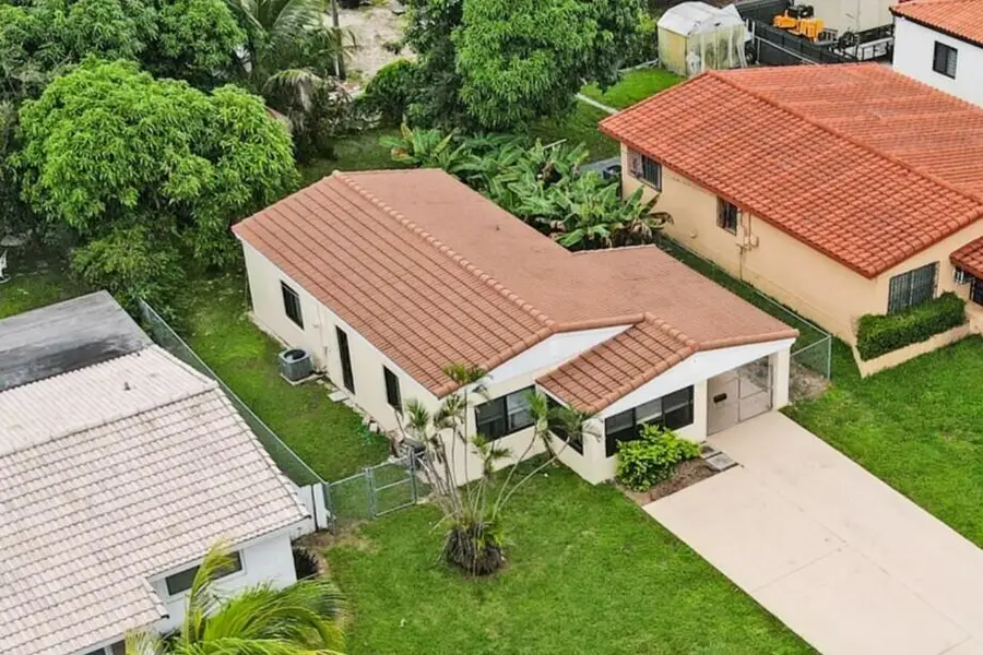 1532 NE 173rd Street, North Miami Beach, FL 33162 - #2
