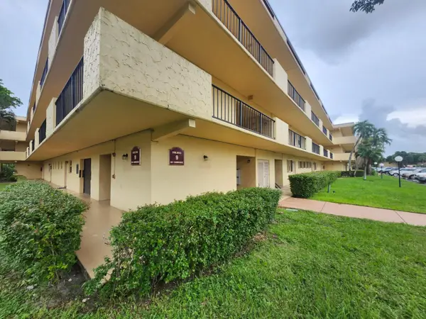 351 Cambridge Road #311, Hollywood, FL 33024