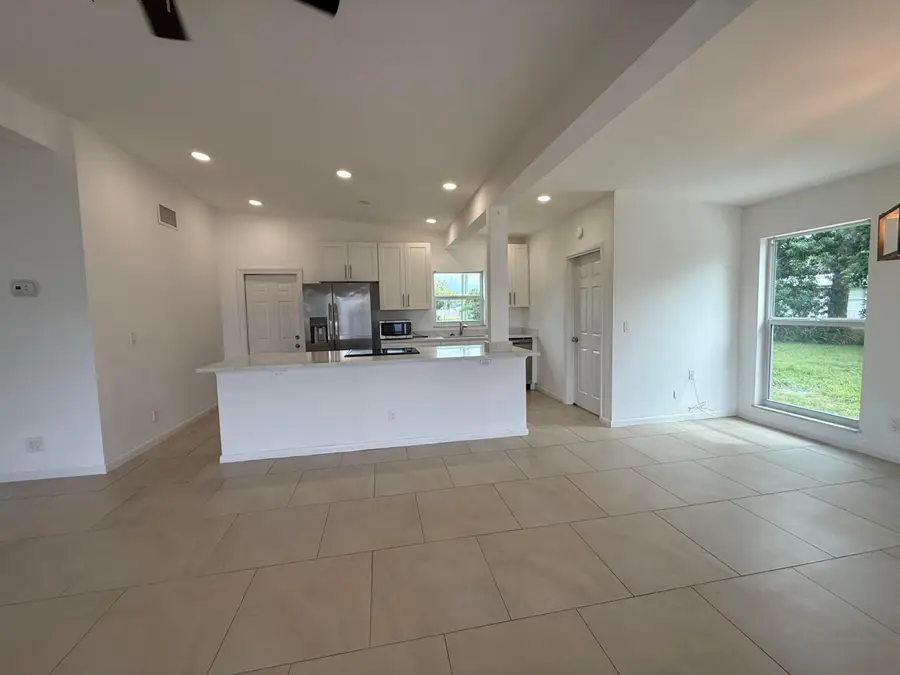 168 SE Prima Vista Boulevard, Port Saint Lucie, FL 34983 - #3