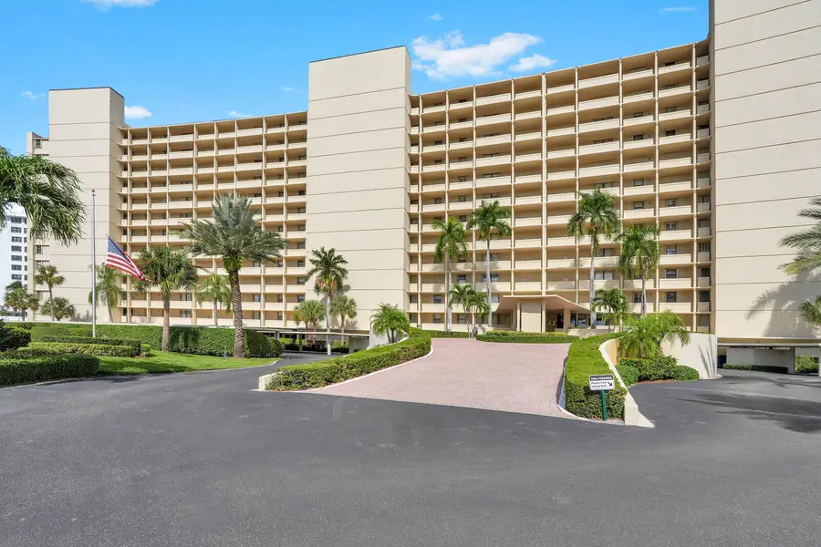 130 Lakeshore Drive #821, North Palm Beach, FL 33408 - #3