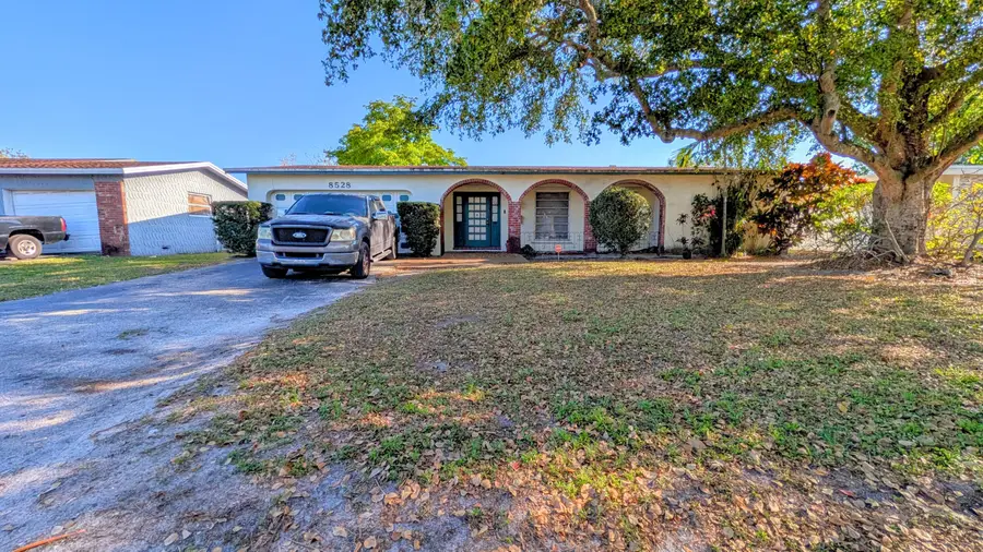 8528 Windsor Drive, Miramar, FL 33025 - #2