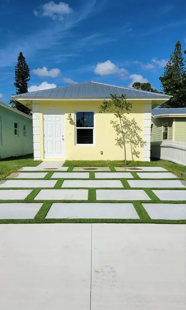 4587 Cambridge Street, Lake Worth Beach, FL 33463