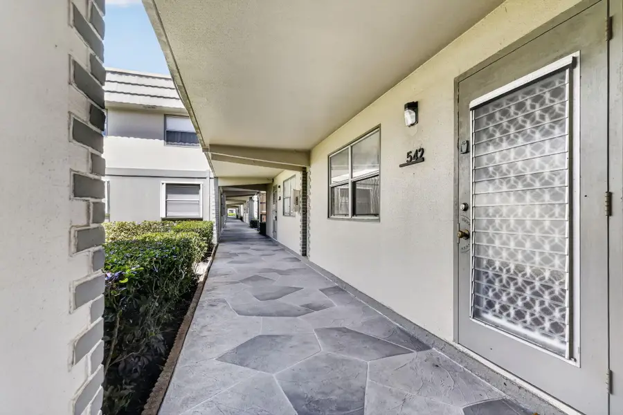 542 Monaco Way, Delray Beach, FL 33446 - #2