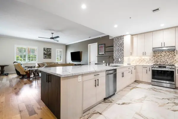 200 NE 2nd Avenue #209, Delray Beach, FL 33444