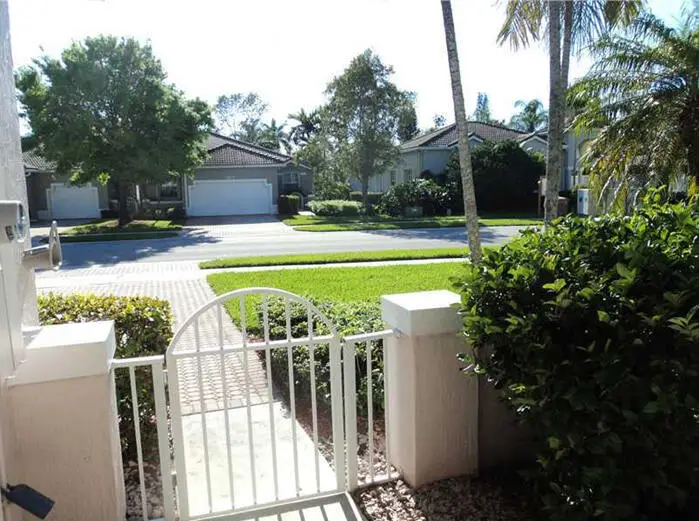 2451 Aragon Boulevard #1, Sunrise, FL 33322 - #3