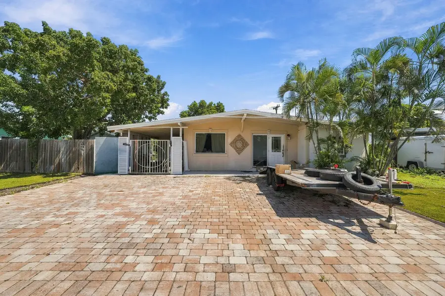4320 NE 18th Avenue, Pompano Beach, FL 33064 - #3