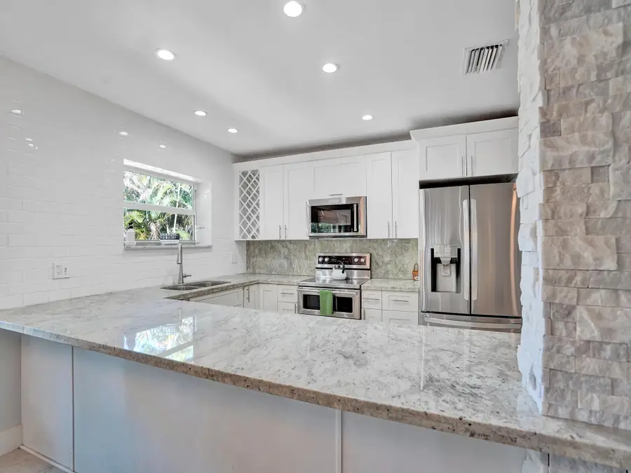720 SW 11th Court, Fort Lauderdale, FL 33315 - #3