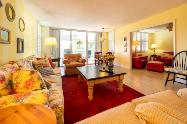 806 Cypress Grove Lane #511, Pompano Beach, FL 33069