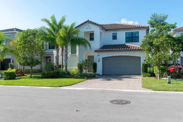 Address Withheld By Seller, Lake Worth, FL 33463