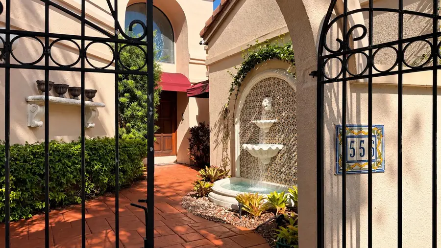 556 Deer Creek Via Genova, Deerfield Beach, FL 33442 - #3