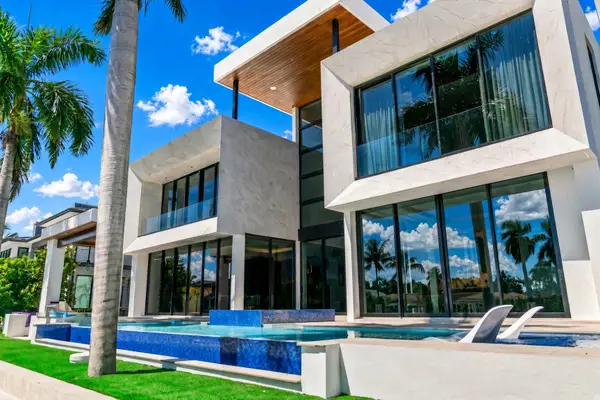2856 NE 26th Place, Fort Lauderdale, FL 33306