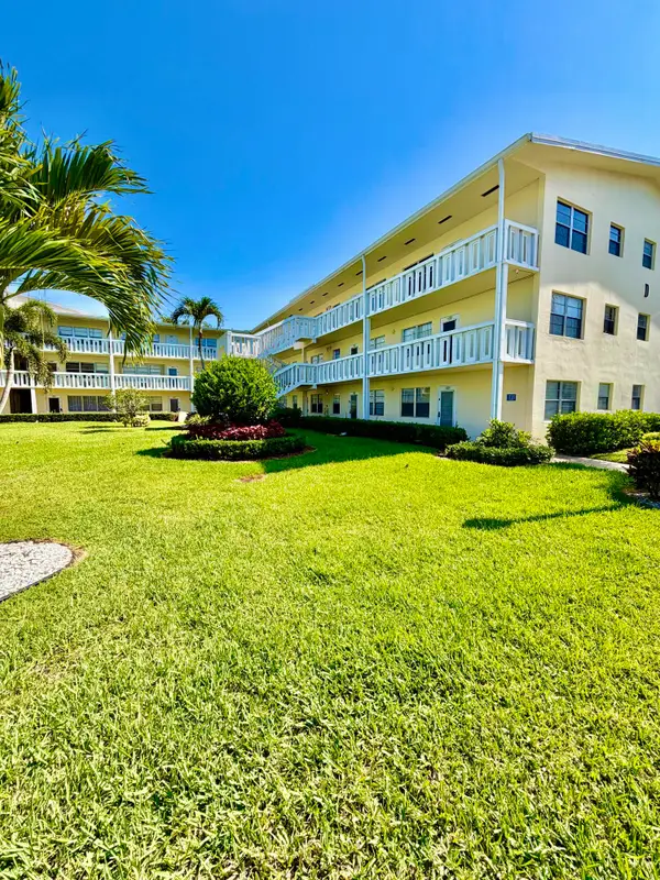 153 Dorset D, Boca Raton, FL 33434