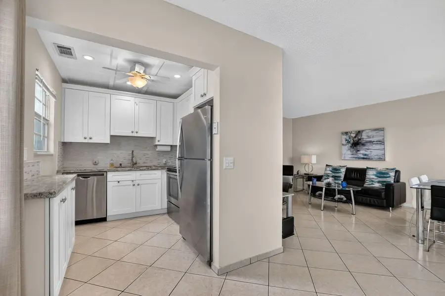 281 Fanshaw G, Boca Raton, FL 33434 - #3