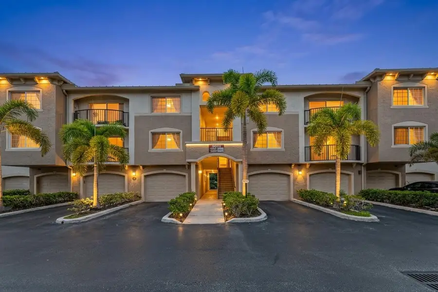 200 Crestwood Court N #211, Royal Palm Beach, FL 33411 - #2