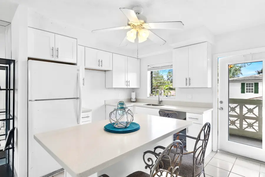 1000 SE 4th Street #206, Fort Lauderdale, FL 33301 - #3