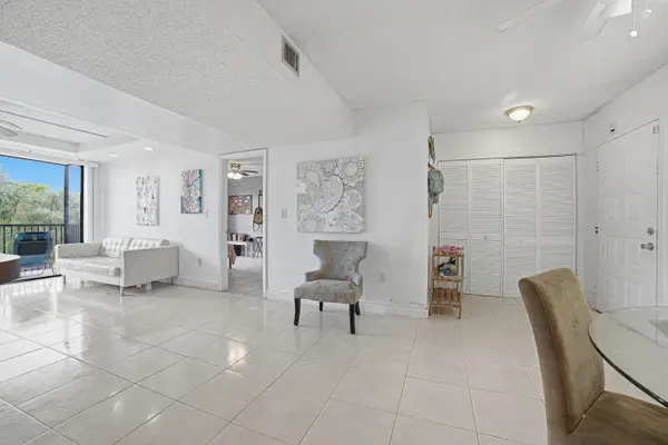 5530 NW 44th Street #309C, Lauderhill, FL 33319