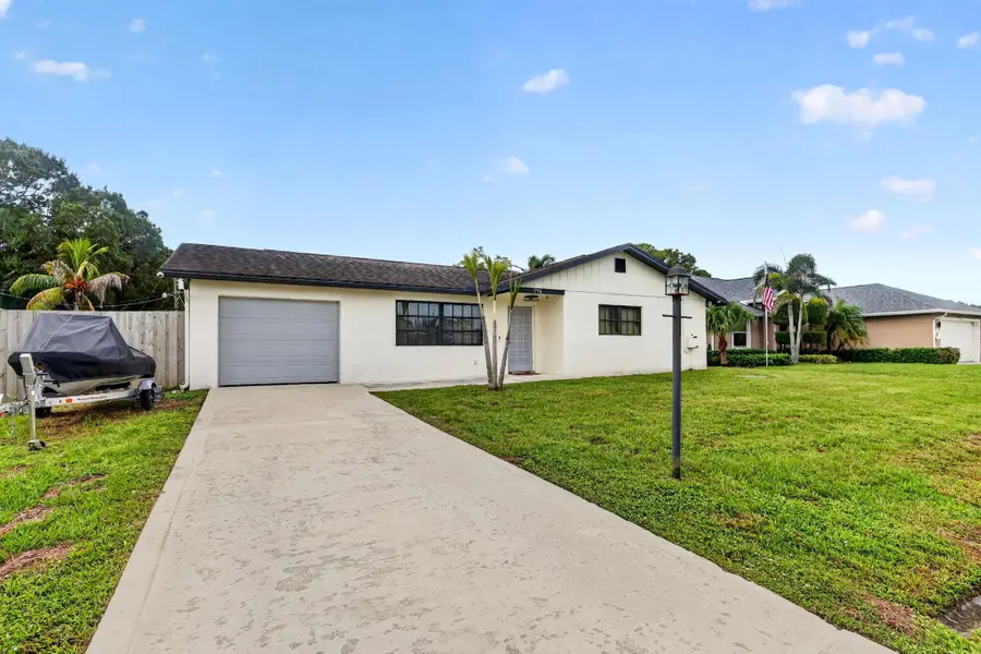 774 SE Elwood Avenue, Port Saint Lucie, FL 34983 - #2