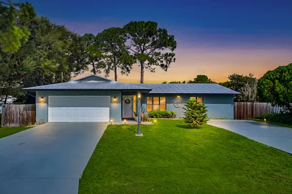 379 SE Husted Terrace, Port St Lucie, FL 34983