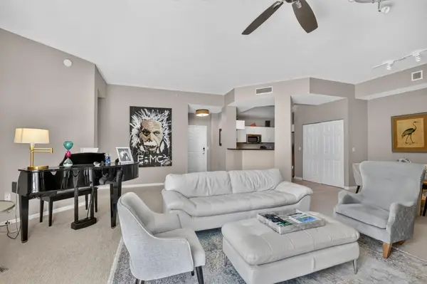 806 E Windward Way #108, Lantana, FL 33462