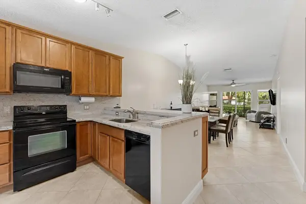 8959 Sunnywood Place, Boca Raton, FL 33496