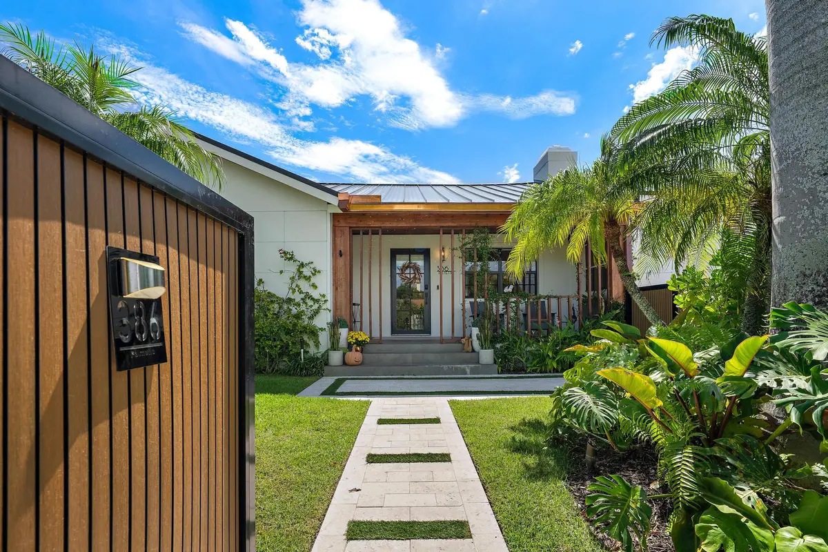 386 Palmetto Street, West Palm Beach, FL 33405 - #1
