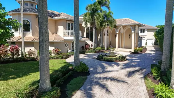 10248 Heronwood Lane, West Palm Beach, FL 33412