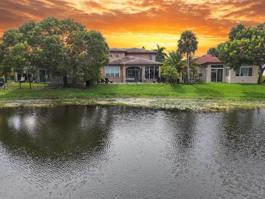 8217 NW 107th Terrace, Parkland, FL 33076 - #2