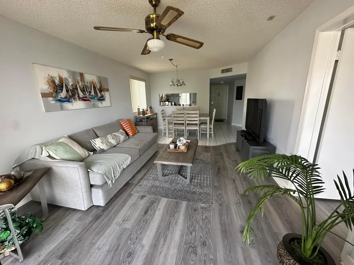 3138 Via Poinciana #317, Lake Worth, FL 33467 - #1