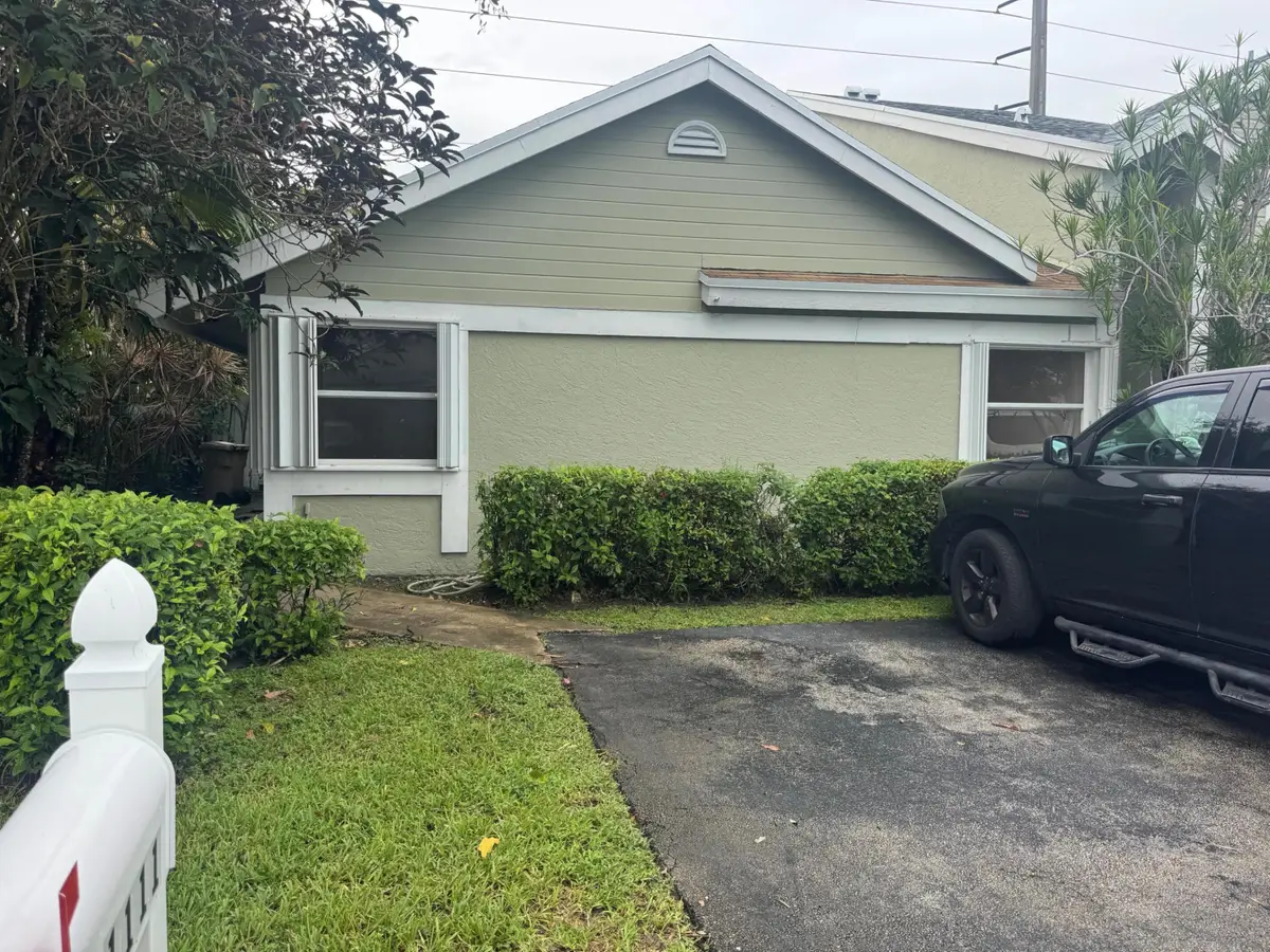 1111 SW 111th Way, Davie, FL 33324 - #1