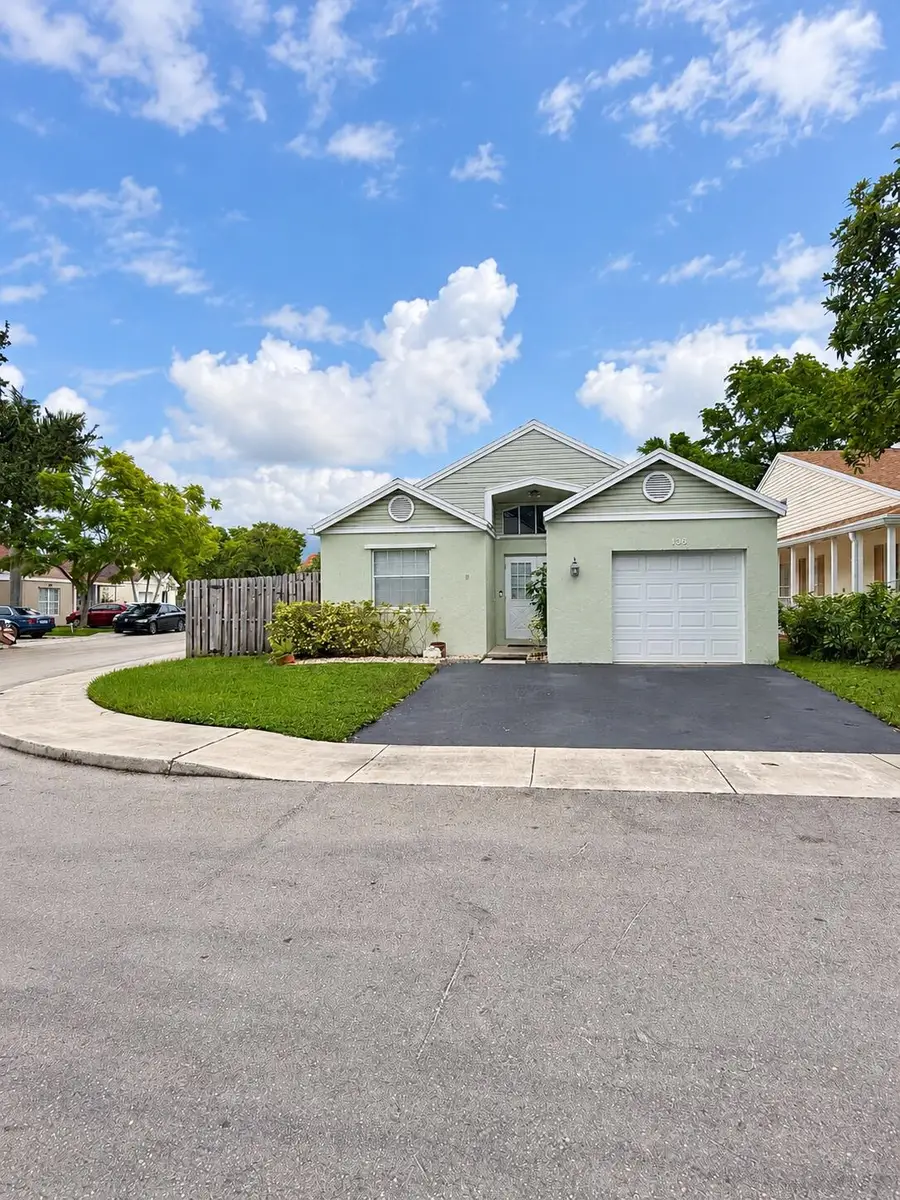 138 SW 159th Way, Sunrise, FL 33326 - #3