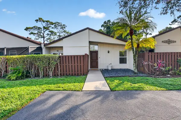 11662 Timbers Way, Boca Raton, FL 33428