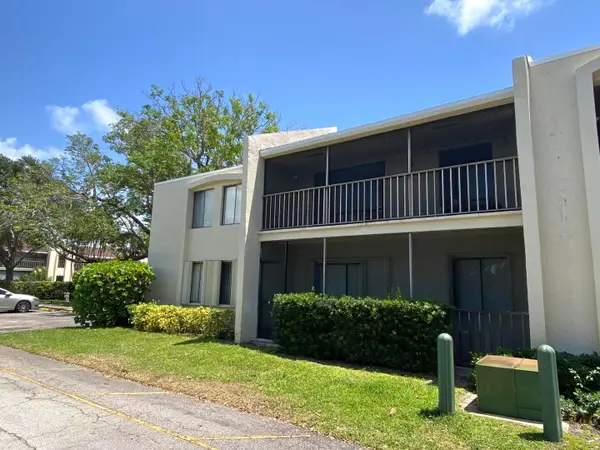 150 Pineview Road #H8, Jupiter, FL 33469