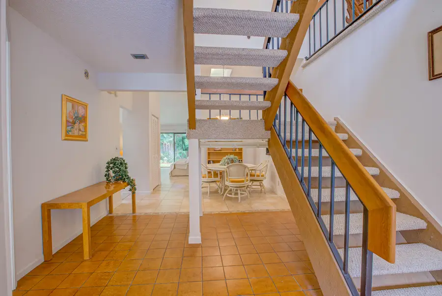 1092 Raintree Court, Palm Beach Gardens, FL 33410 - #2