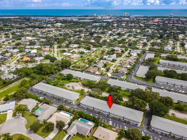 8 Garden Street #205R, Tequesta, FL 33469