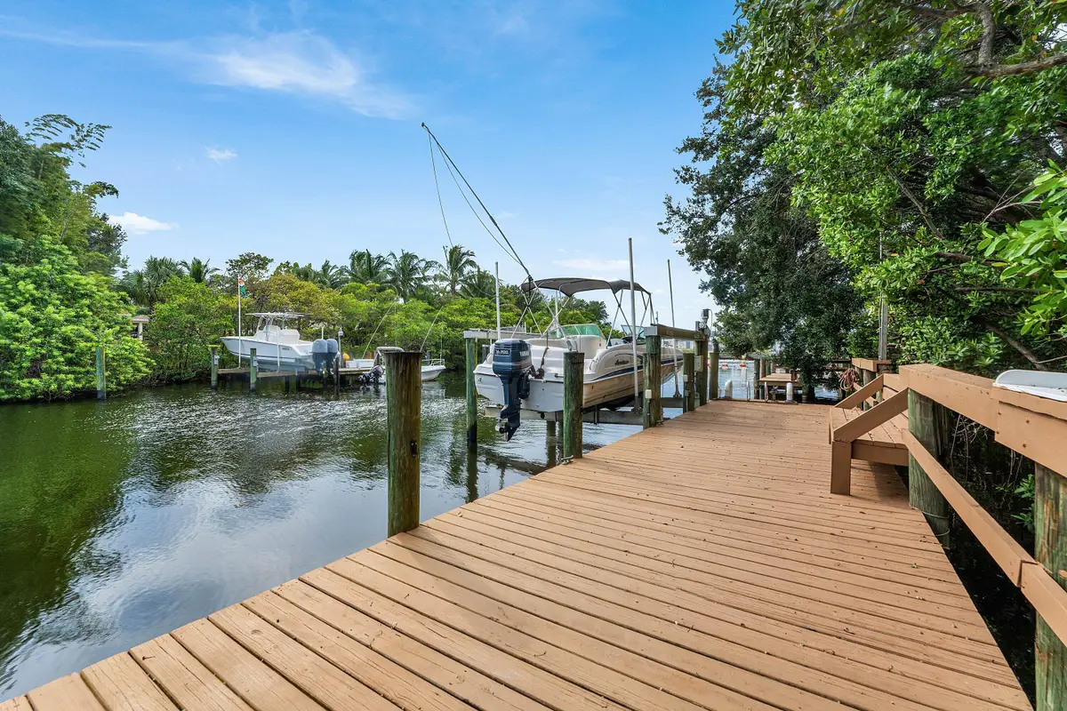949 Laurel Road, North Palm Beach, FL 33408 - #1