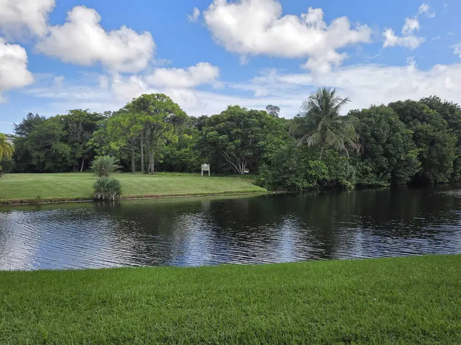 1004 Newport G #1004, Deerfield Beach, FL 33442 - #3