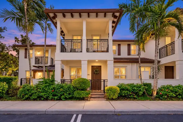 4784 Acadian Trail, Coconut Creek, FL 33073