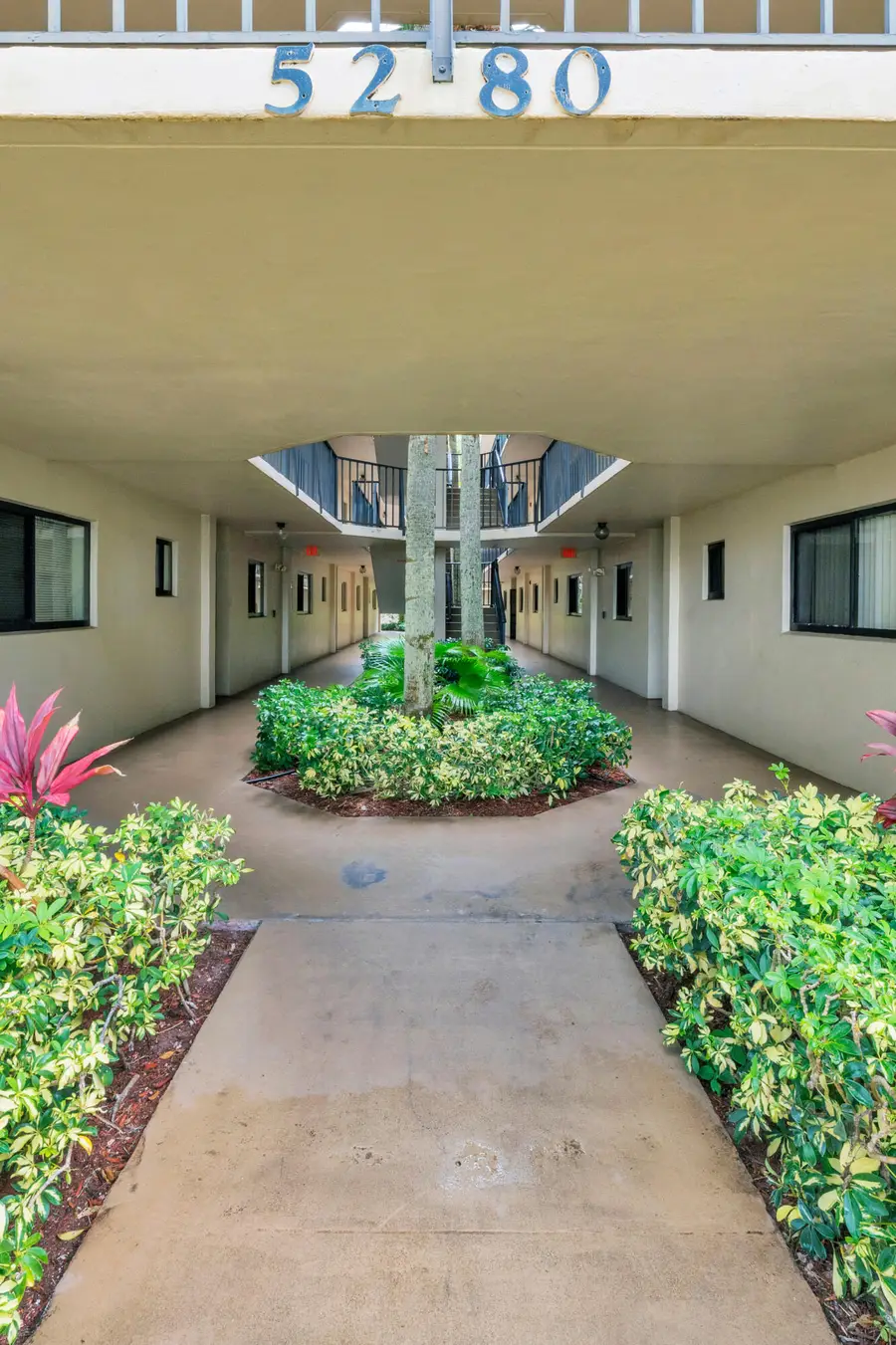 5280 Las Verdes Circle #320, Delray Beach, FL 33484 - #2