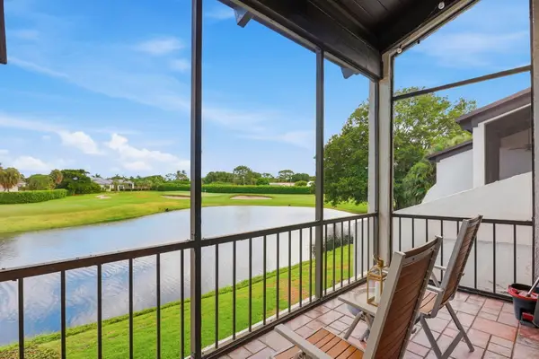 900 Greensward Lane #209-G, Delray Beach, FL 33445