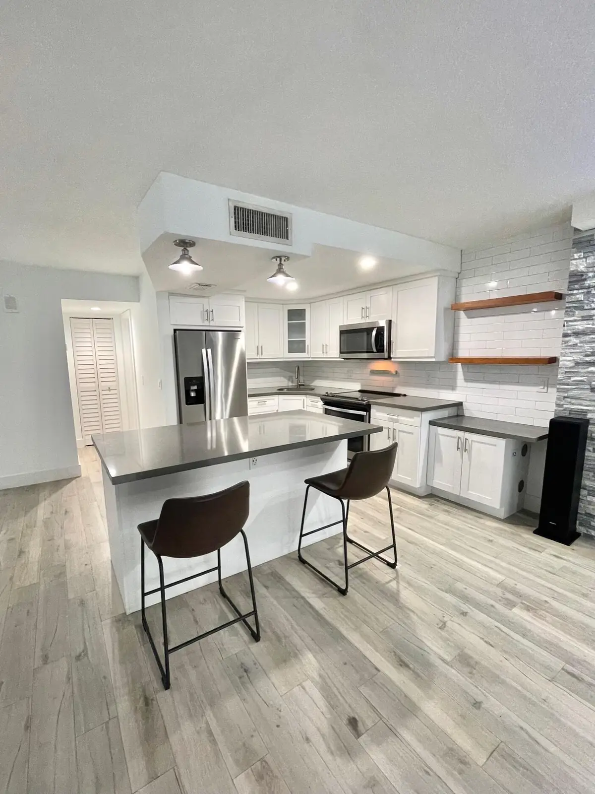 342 Southwind Drive #123, North Palm Beach, FL 33408 - #1