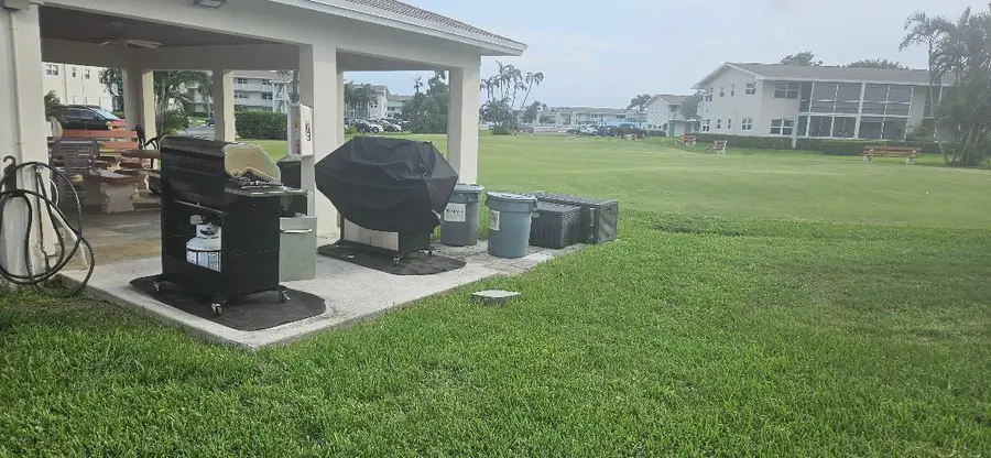 800 W Horizons W #104, Boynton Beach, FL 33435 - #2
