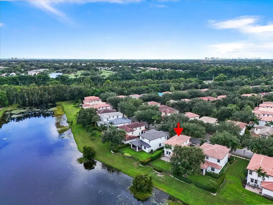 651 Castle Drive, Palm Beach Gardens, FL 33410 - #2