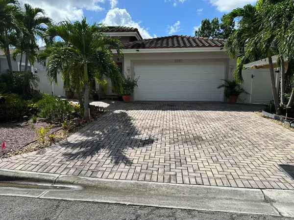 3040 NW 7th Street, Fort Lauderdale, FL 33311