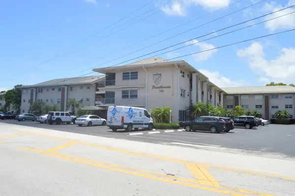 745 SE 19th Avenue #120, Deerfield Beach, FL 33441