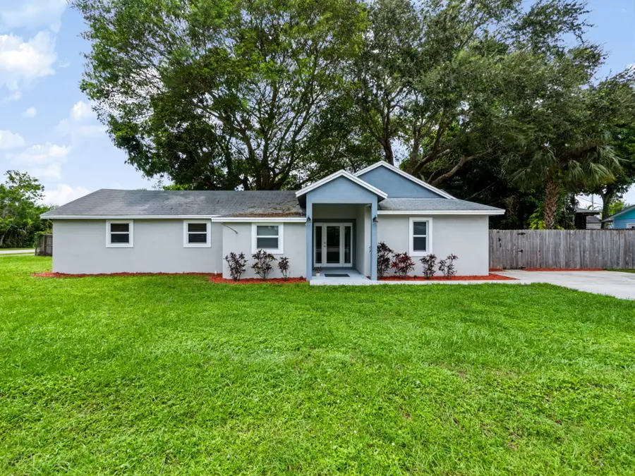 3109 SE Amherst Street, Stuart, FL 34997 - #2