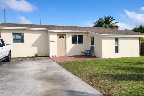 2330 NE 1st Avenue, Pompano Beach, FL 33060
