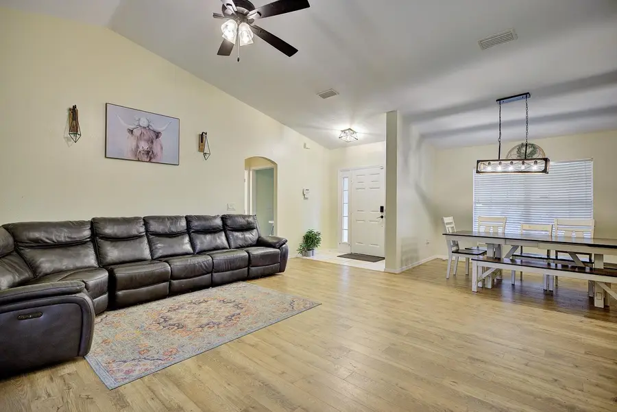 9134 Oviedo Street, Sebring, FL 33872 - #3