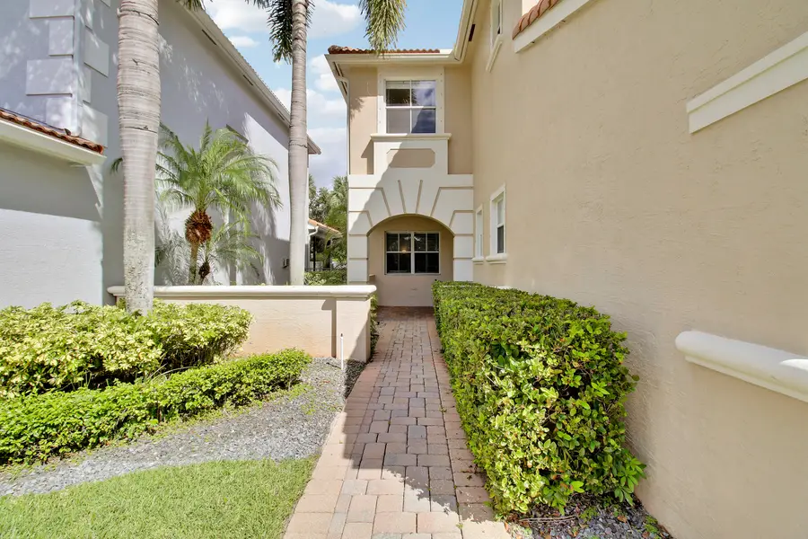 221 Isle Verde Way, Palm Beach Gardens, FL 33418 - #2