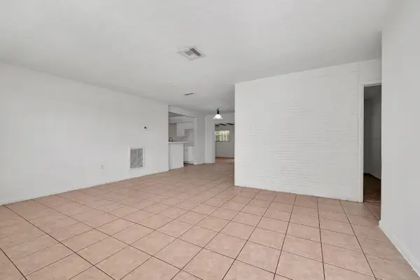 6481 Pierce Street, Hollywood, FL 33024